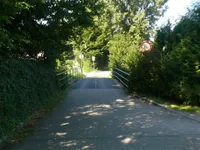Öffentlicher Weg zum Grundstück