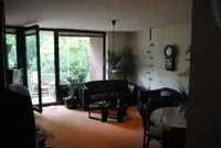 Wohnzimmer mit Balkon