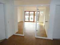 Diele mit Blick zum Wohnzimmer