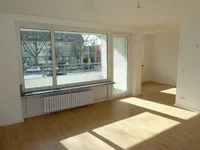 Wohnzimmer mit Balkon