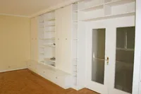 Wohnzimmerschrank