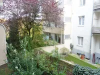 Blick Wohnzimmerfenster