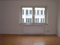 Zwei große Zimmer, hier das Erste