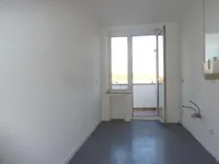 Küche mit Balkon...