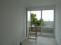 Zimmer mit Balkon