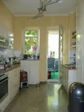 ...Küche mit Balkon...