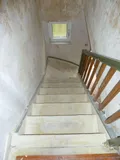 hier wird für Sie gearbeitet - Treppe