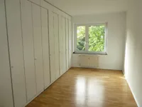 Schlafzimmer mit Einbauschrank