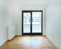 Zimmer mit Balkon