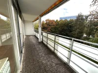 Balkon mit Grünblick