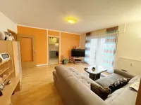 Wohnzimmer, Balkon, Küche