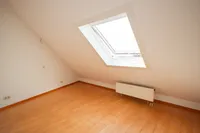 Schlafzimmer (5.OG) I