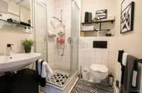 Badezimmer Souterrain | KI generiert