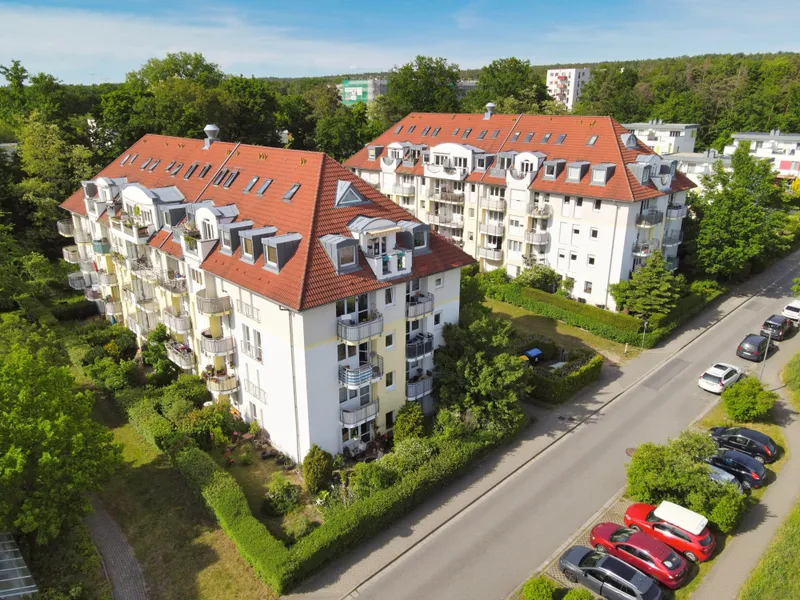 +++ Attraktive Renditechance: vermietete 2-Zimmer-Wohnung in Dresden-Albertpark/Neustadt +++