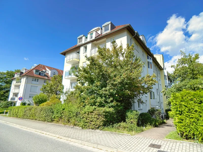 +++ Top-Invest! Vermietete 2-Zimmer-Wohnung mit Balkon und TG-Stellplatz im Dresdner Albertpark+++