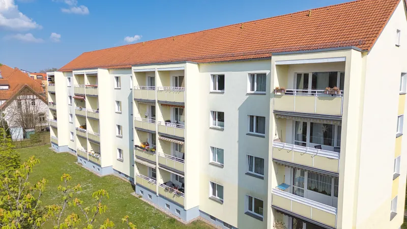 +++ Wohnen am Gro&szlig;en Garten! 3-Zimmer-Wohnung mit Balkon in Dresden-Strehlen +++