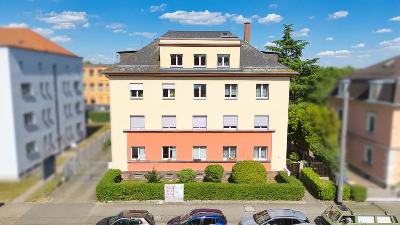 +++ Bezugsfreie und Stilvolle 3-Zimmer-Dachgeschosswohnung mit Altbaucharme in Dresden-Trachau +++
