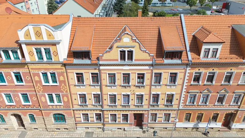 +++ Bezugsfreie 2-Zimmer-Dachgeschosswohnung mit Stellplatz im Gr&uuml;nderzeitdenkmal in Mei&szlig;en +++