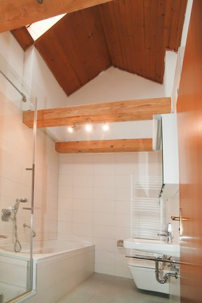 Bad-Dusche-WC