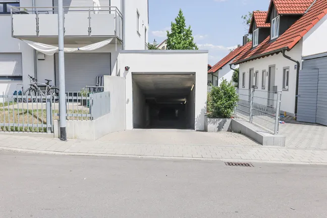 Blick aufs Gebäude von der Baldestrasse