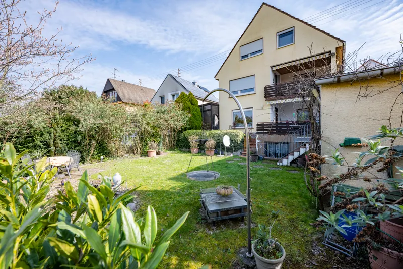 Nettes Einfamilienhaus mit Potenzial zum Mehrgenerationenwohnen: Ruhige Lage, traumhafter Garten!