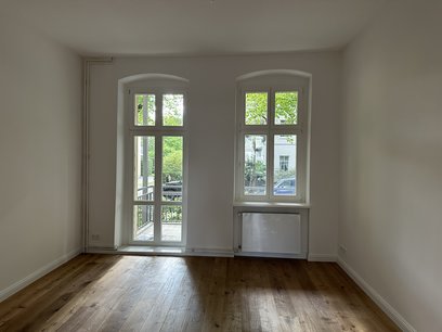 Zimmer mit Balkon