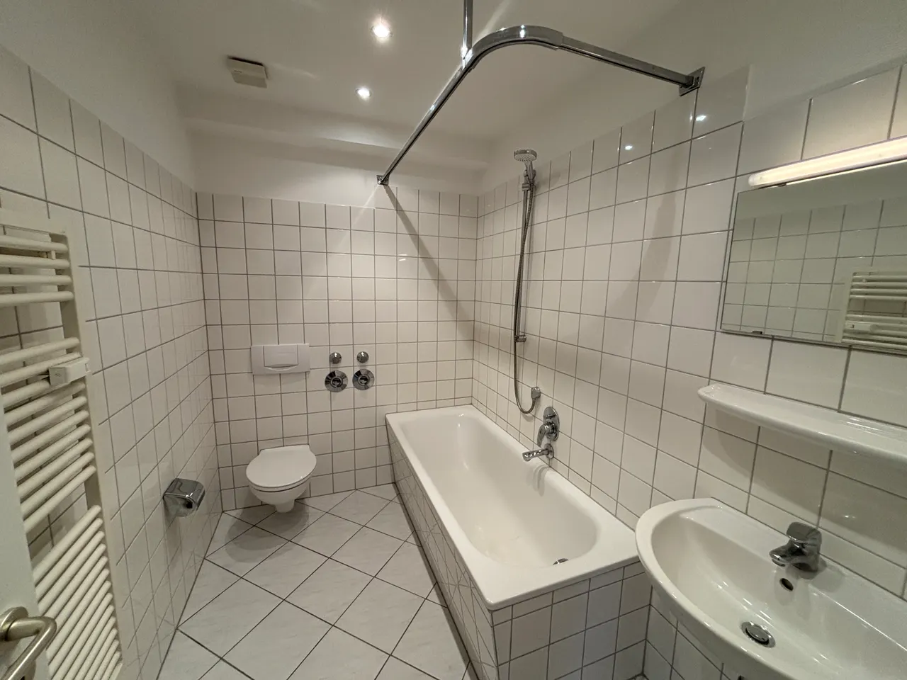 Wohnung zur Miete in Münster Jugendstil trifft City-Leben – charmantes Apartment mit Balkon - Foto 2