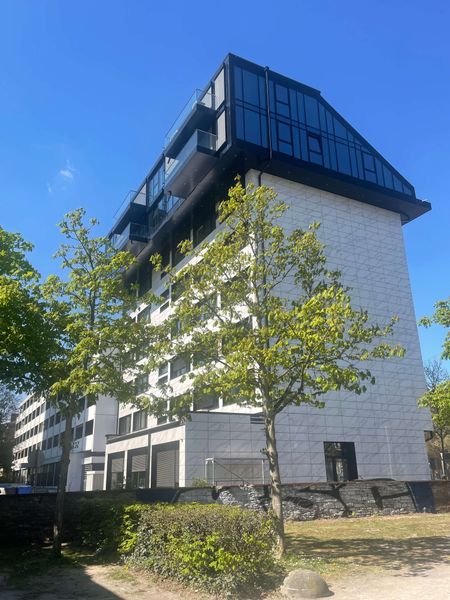 Wohn- und Gesch&auml;ftshaus mit 5 Luxuswohnungen KA-Stadtmitte