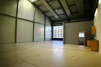 Beheizte Lager-/Produktionshalle, ca. 216 m², inkl. Büro (30 m²) in 56112 Lahnstein zu vermieten