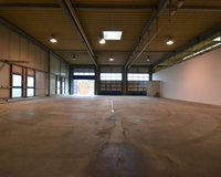 Gewerbehalle (1.231 m²) mit Büros in 56235 Ransbach-Baumbach PROVISIONSFREI ab sofort zu vermieten.