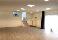 Ausstellung/Büro- Gewerbefläche (220 m²) mit 5 Stellpl. PROVISIONSFREI im Gewerbepark MüKä zu verm.