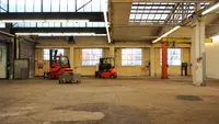 Produktions-/Lagerhalle mit Kran und Büro, ca. 900 m², in 30453 Hannover PROVISIONSFREI zu vermieten