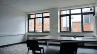 Produktions-/Lagerhalle mit Kran und Büro, ca. 900 m², in 30453 Hannover PROVISIONSFREI zu vermieten