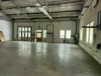 Mehr Raum für Ihr Geschäft: Ebenerdig befahrbare Halle mit Büro & Freifläche *PROVISIONSFREI*