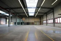 Gewerbehalle mit 3,2 t Kran und Büro auf zwei Ebenen, ca. 1.540 m², in 59229 Ahlen PROVISIONSFREI