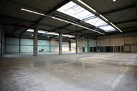 Gewerbehalle mit 3,2 t Kran und Büro auf zwei Ebenen, ca. 1.540 m², in 59229 Ahlen PROVISIONSFREI