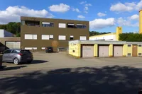 Produktions- und Lagerhalle mit Krananlagen, Büro, 2 Wohnungen und 2K-Lackieranlage *PROVISIONSFREI*