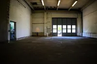 Halle f. Werkstatt/Produktion/Lager, ca. 137 m² + Lagerraum ca. 90 m², in 56626 Andernach zu verm.