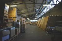 Lagerhalle ca. 2.000 m² m. Büro ca. 70 m² , zentrale Lage, in 56564 Neuwied PROVISIONSFREI zu verm.