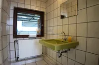 Gewerbehalle m. Rampe, Lastenaufzug u. Büro, ca. 1.185 m², in 58256 Ennepetal zu verm.