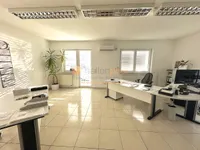 Gewerbe- /Produktionshalle ca. 753 m² mit Büros  PROVISIONSFREI in 56651 Niederzissen zu vermieten