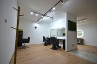 Modernisierte Ladenfläche mit Stellplätzen, ca. 119 m², in 56203 Höhr-Grenzhausen PROVISIONSFREI