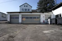 Bürogebäude mit Werkstatt auf ca. 2.200 m² großen Gewerbegrundstück am Rhein PROVISIONSFREI zu verk.