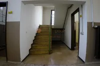 Exklusiv: Lagerhalle mit fünf ebenerdigen Toren u. Büro, ca. 490 m², in 56626 Andernach zu vermieten
