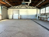 Lagerhalle mit Büro und Sanitärflächen, ca. 653 m², PROVISIONSFREI in 56727 Mayen zu vermieten