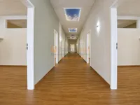 Exklusiv: Moderne Büro-/Praxis-/Einzelhandelsfläche, ca. 330 m², in 55765 Birkenfeld zu vermieten