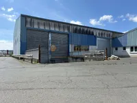 Lagerhalle mit 5 Rolltoren und Sanitärfläche, ca. 1.800 m², in 56727 Mayen PROVISIONSFREI zu vemiet.
