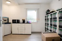 Klimatisiertes Büro im 1. OG mit WCs, ca. 83 m², in 56736 Kottenheim - PROVISIONSFREI - zu vermieten