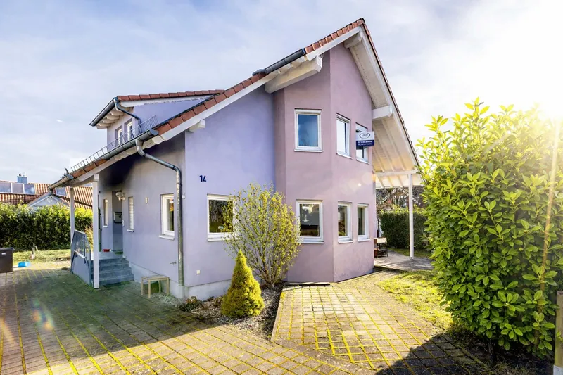 Sch&ouml;ner Wohnen am Rande der Weinberge