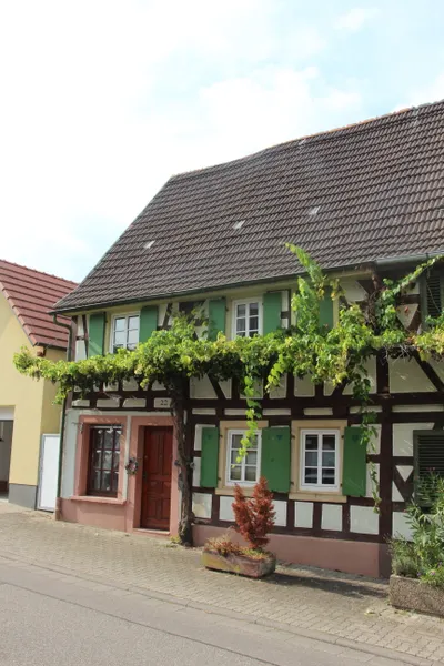 Schnuckeliges Bauernhaus f&uuml;r (Selber)Macher im historischen Ortskern von Winden